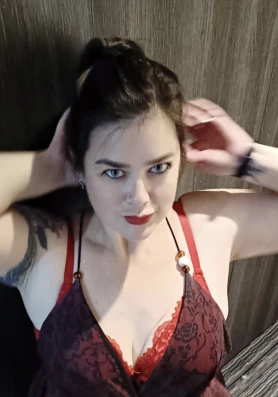 St Kilda escort Sarah Robbins