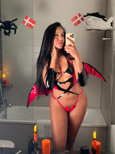 Fernanda Anal