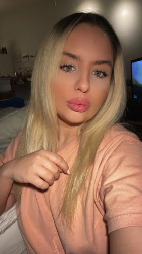 Kinky Girl Stephany