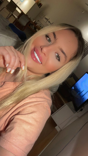 Kinky Girl Stephany